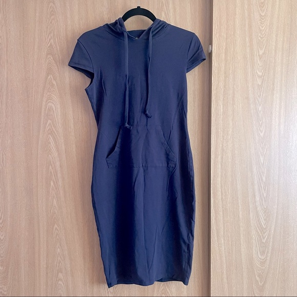 Sleeveless Hoodie Dress - Picture 1 of 2